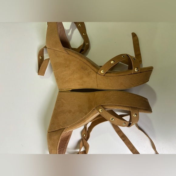 NWT Torrid Tan Faux Suede Embellished Lace Up Wedge Heel Sandals 9.5 EXTRA WIDE - Picture 13 of 13